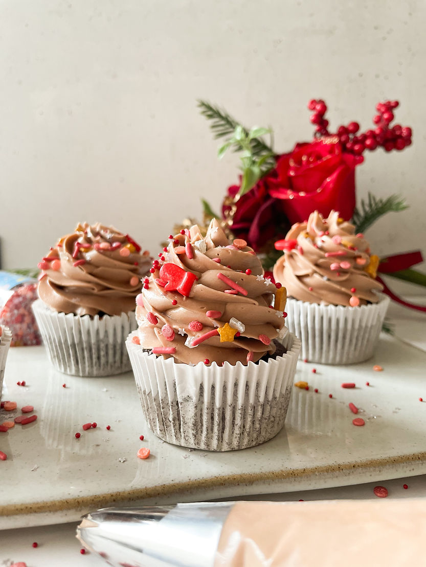 Almond Flour Chocolate Cupcakes&nbsp;(Gluten-Free)