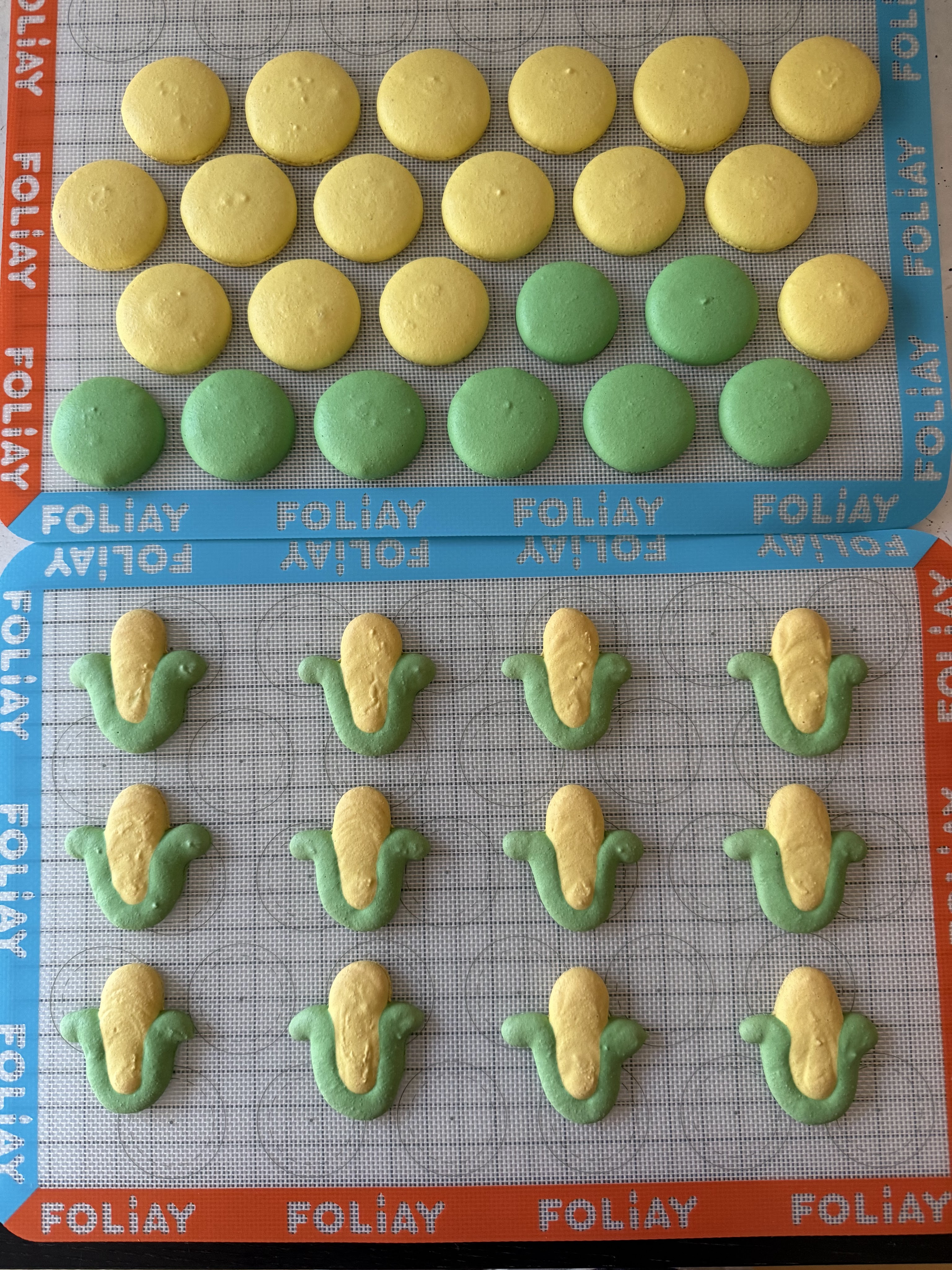 Sweet Corn macarons