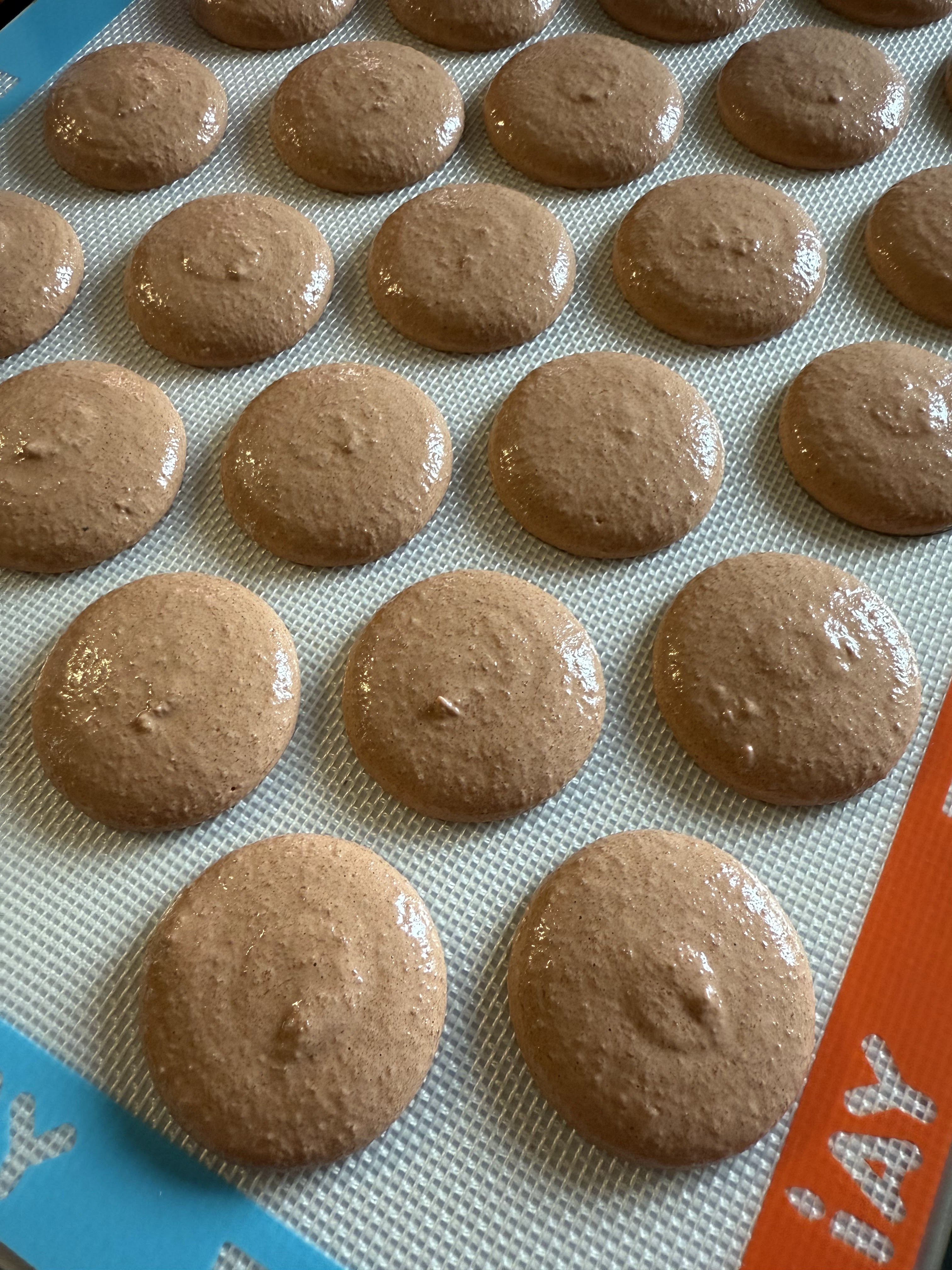 Espresso macarons
