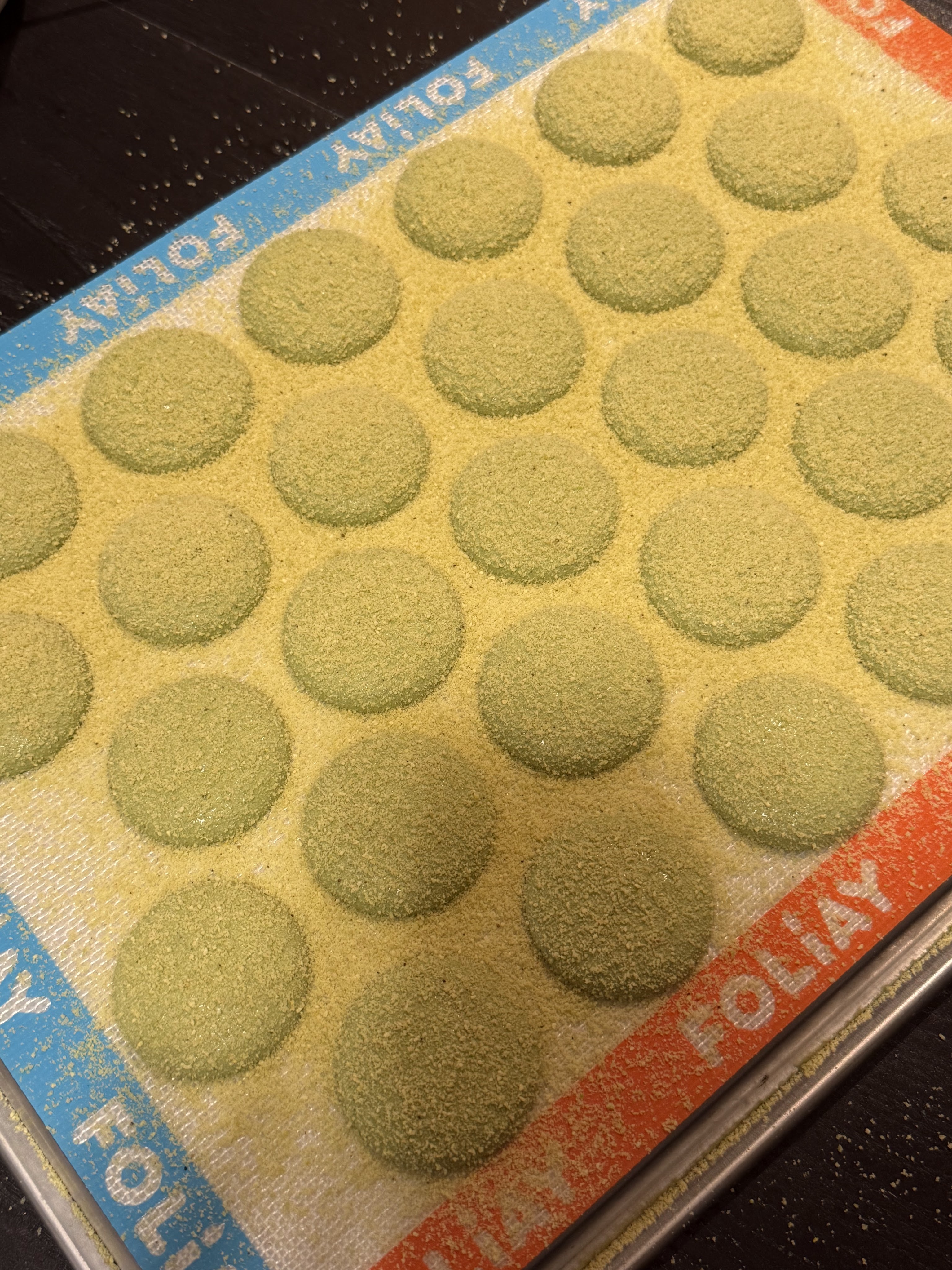 Matcha Velvet Macarons - pre bake