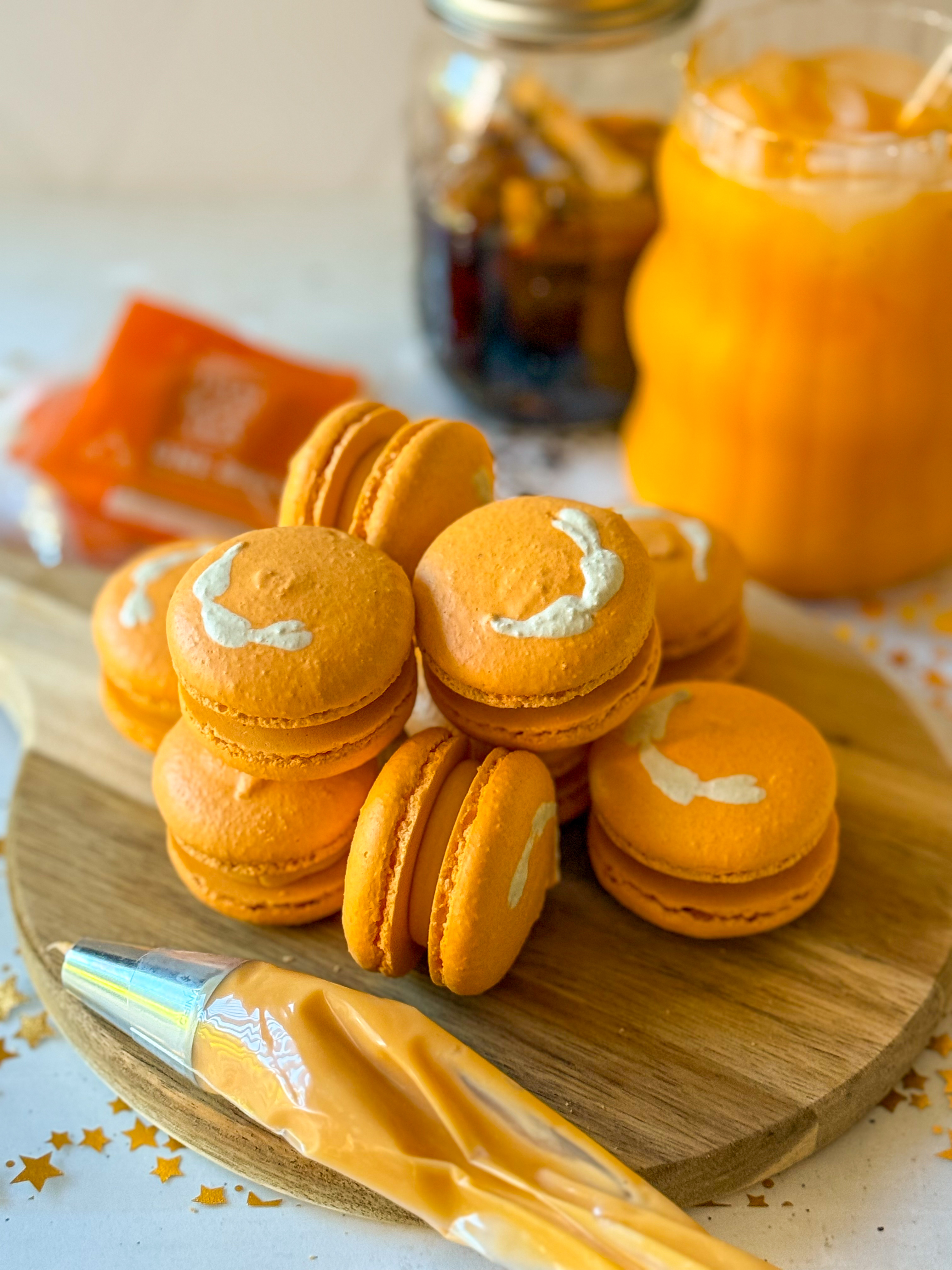 Thai Tea Macarons