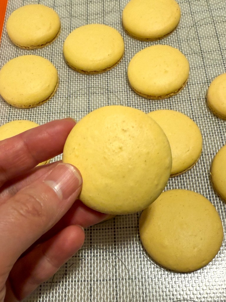 Corn flour macarons