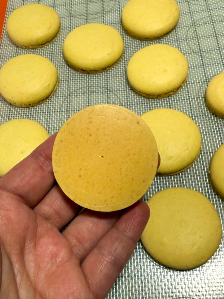 Corn flour macarons