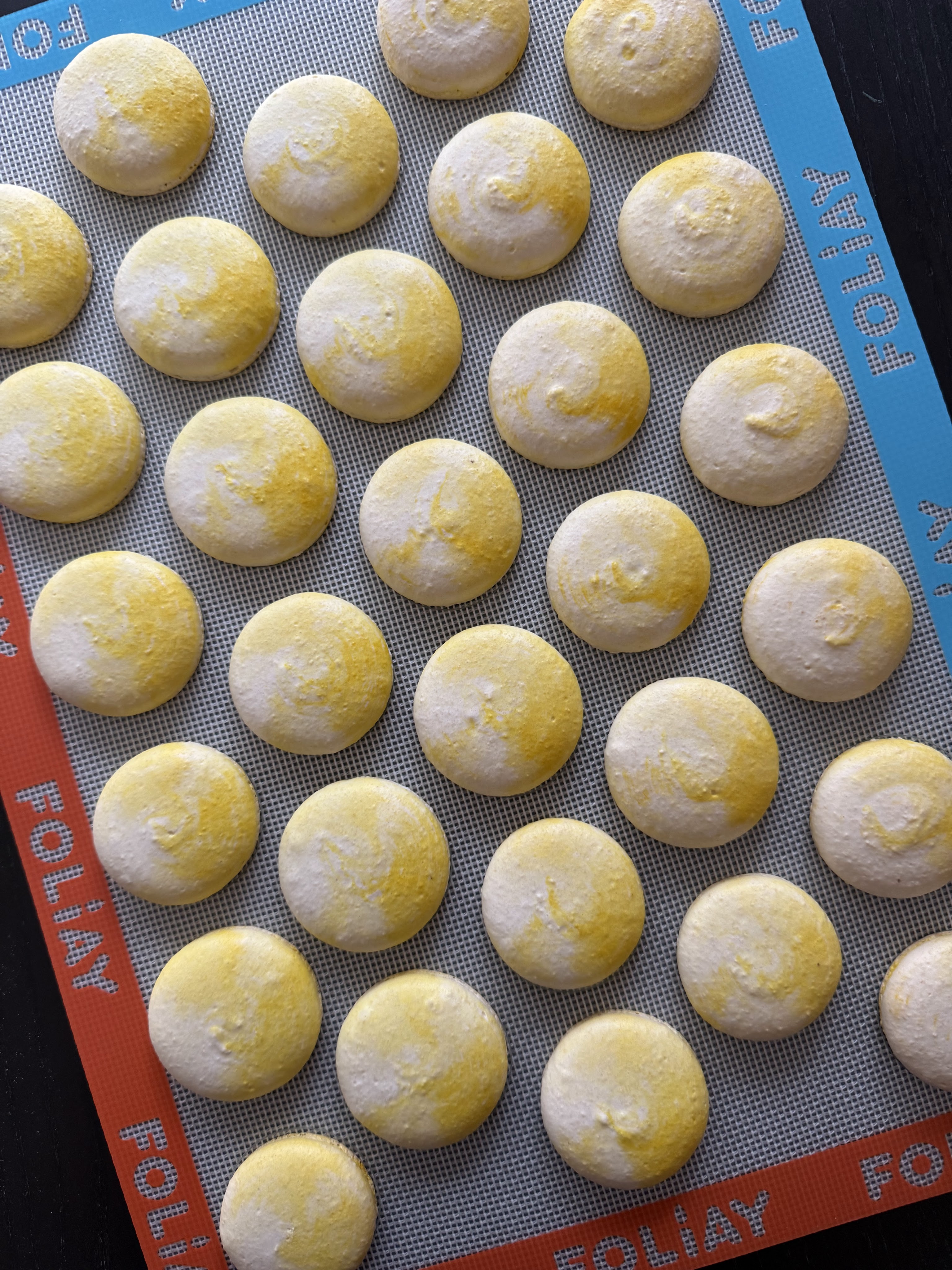 Macaron shells